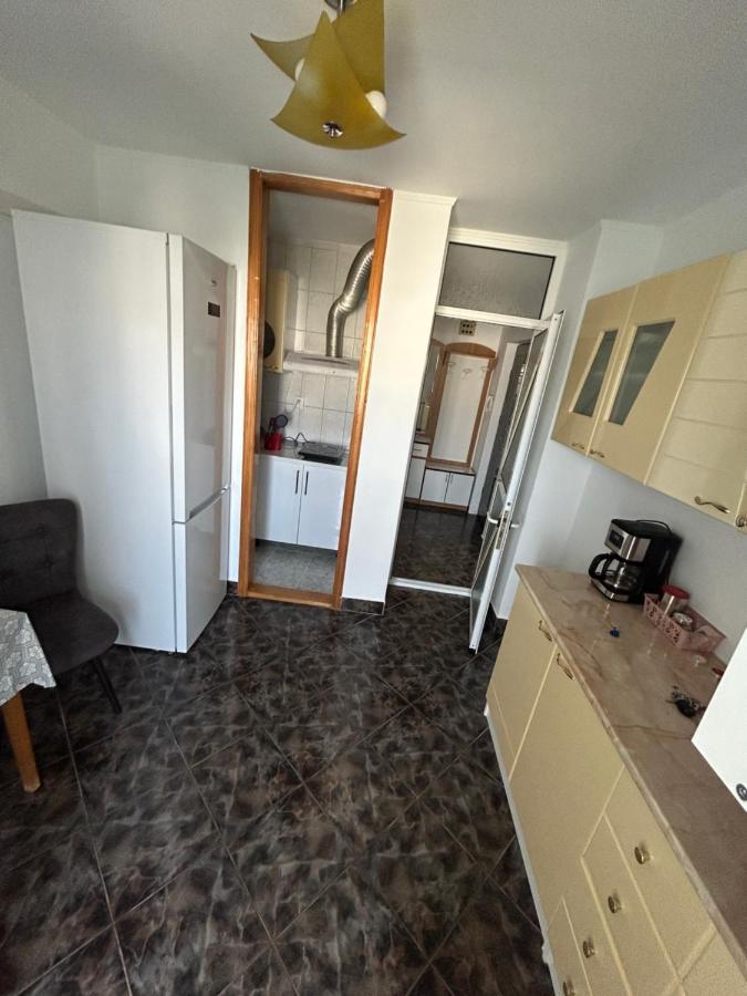 Sj Apartment Tulcea Exterior photo
