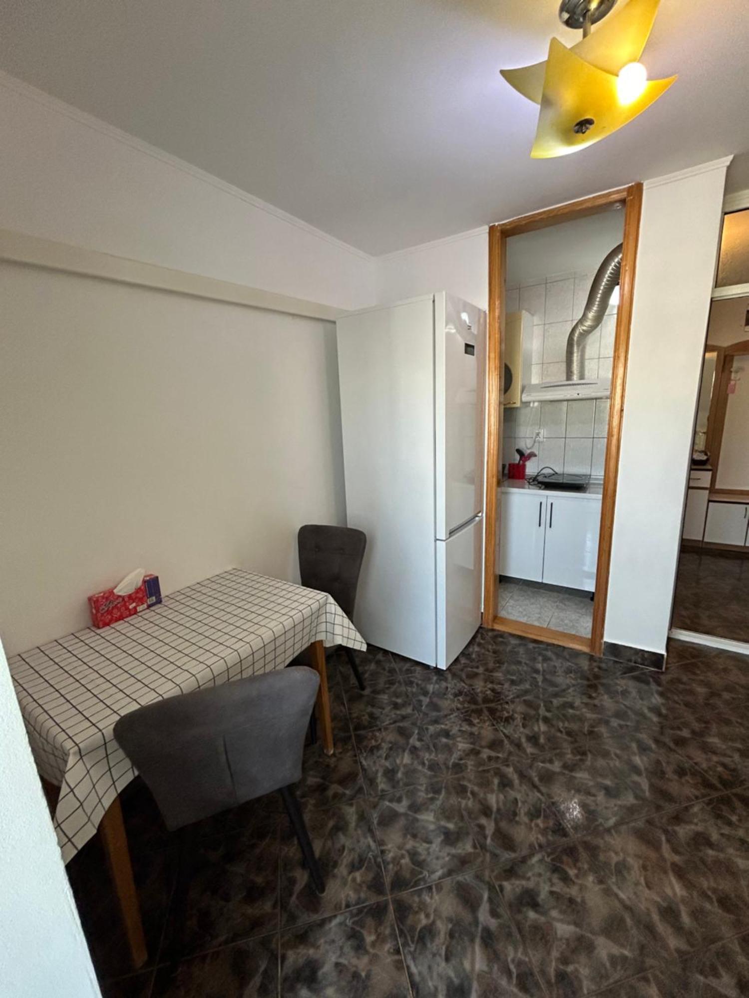 Sj Apartment Tulcea Exterior photo